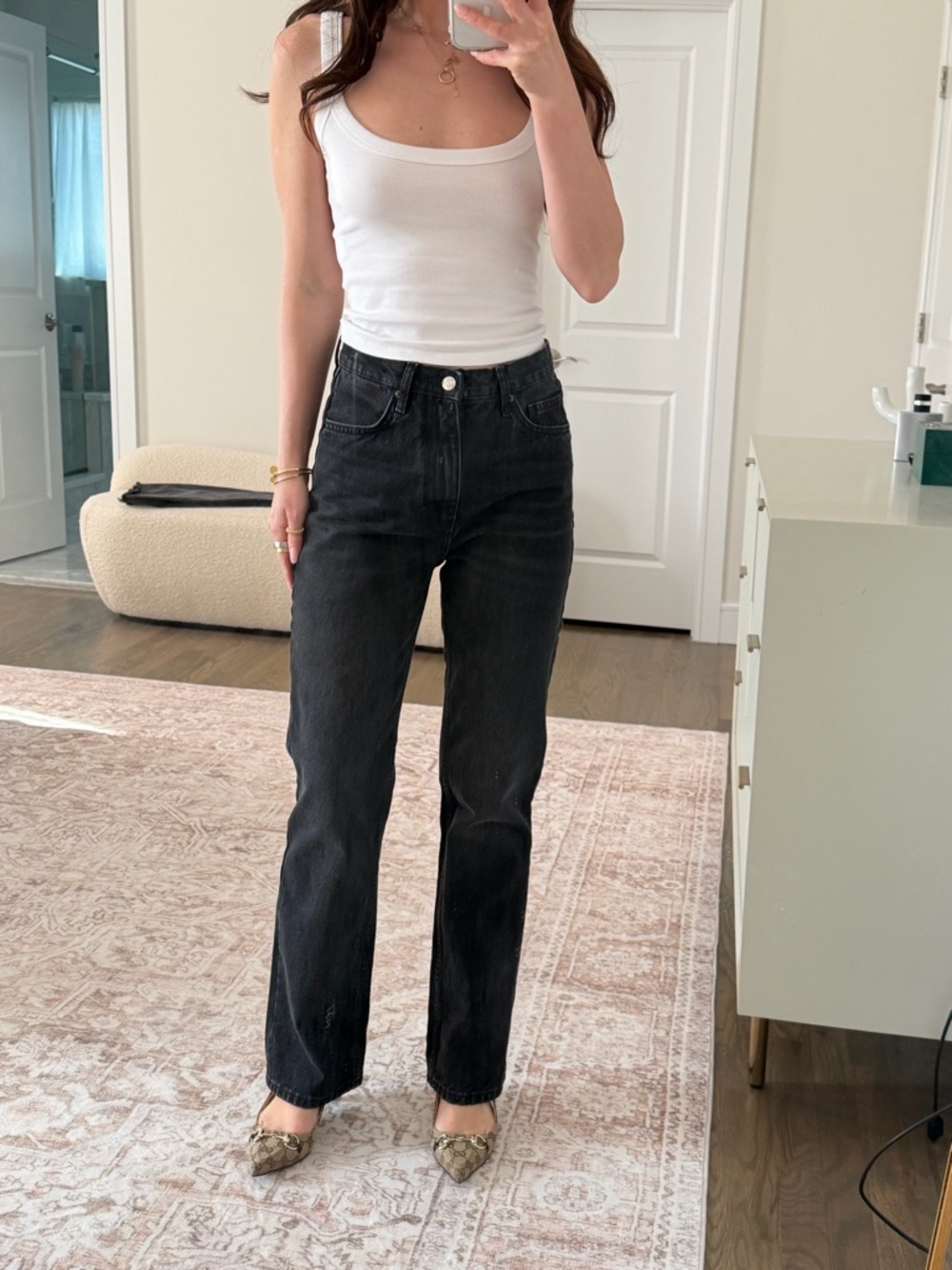 Classic High-Rise Straight Jeans in Black